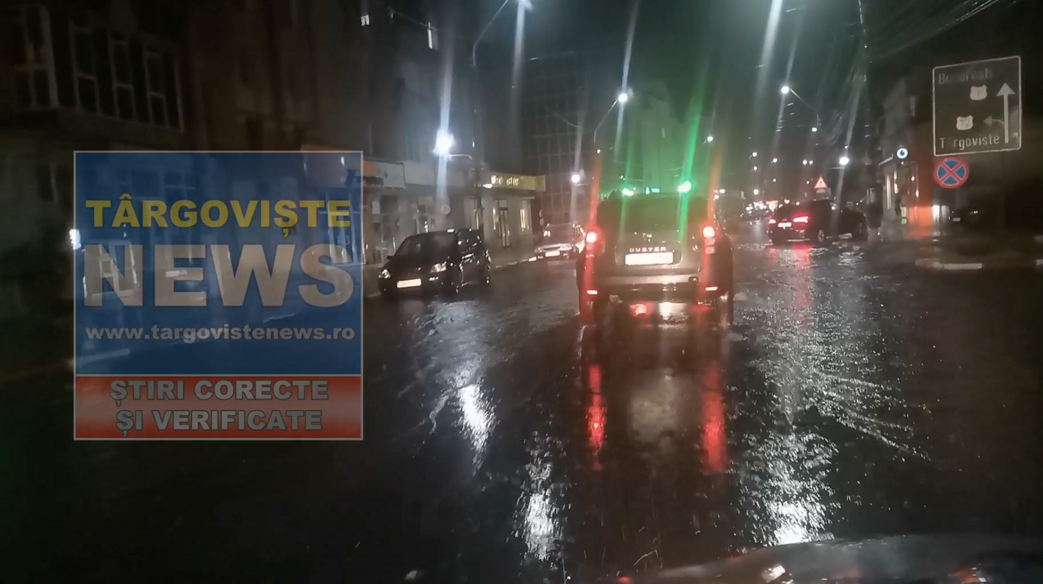 VIDEO – Centrul orașului Găești, inundat seara trecută, după ploaia torențială